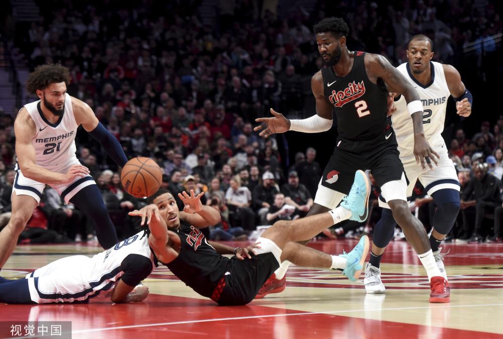 她以一场场 她以一场场